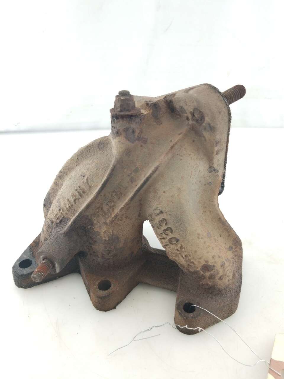 Exhaust Manifold 1