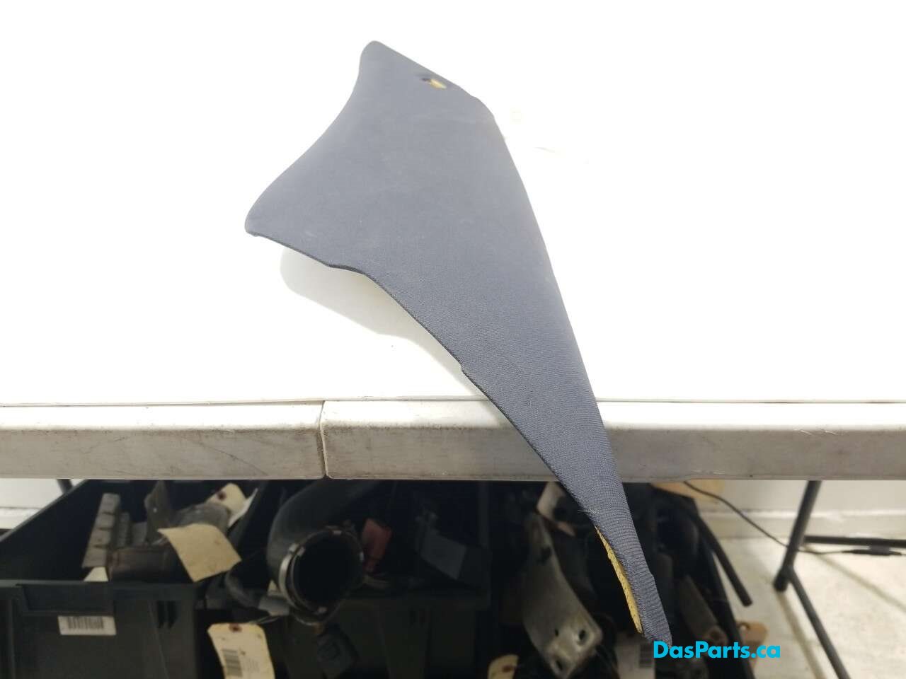 Headliner C-Pillar Trim R