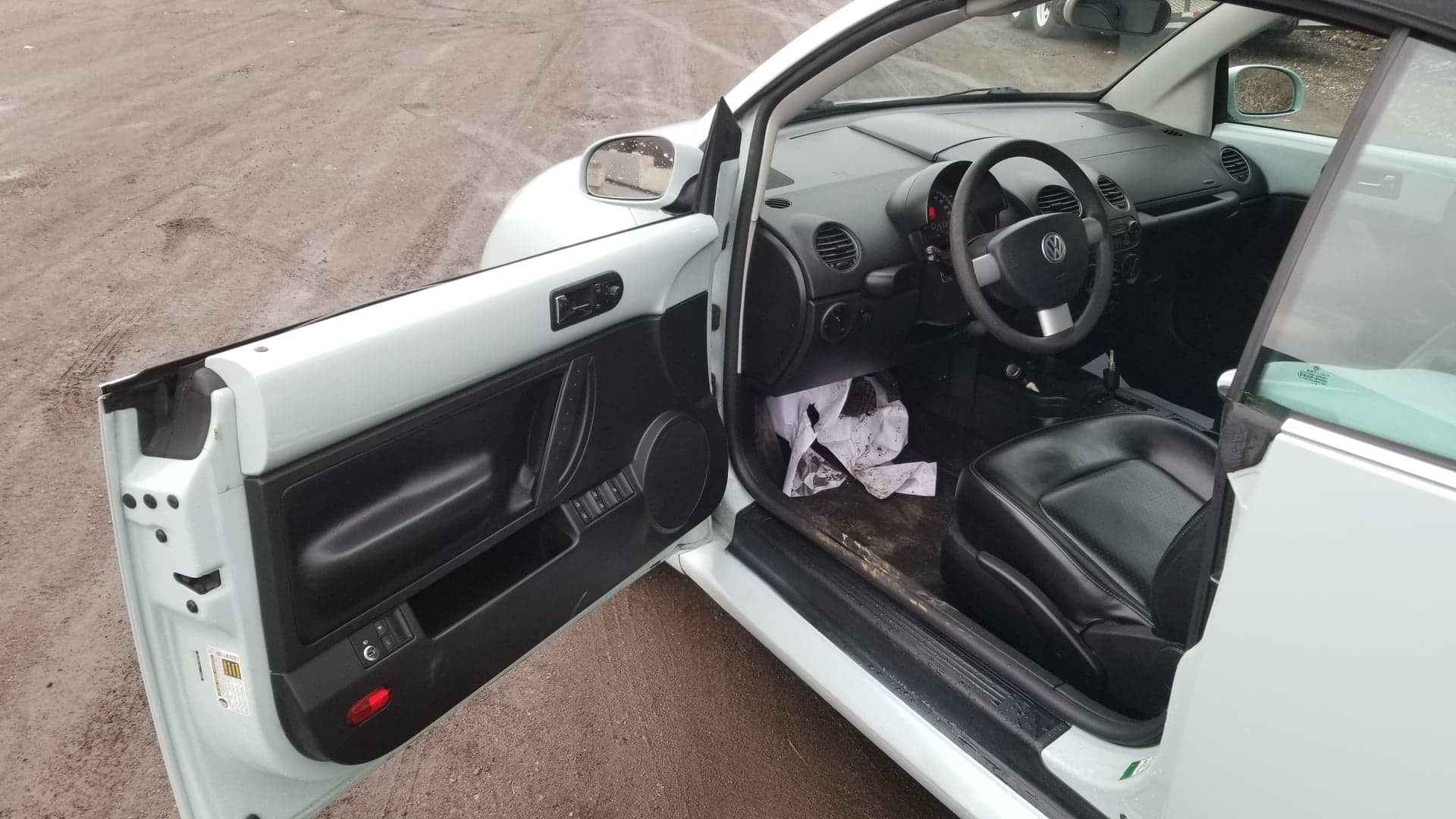 2006VolkswagenBeetle Cabrio
