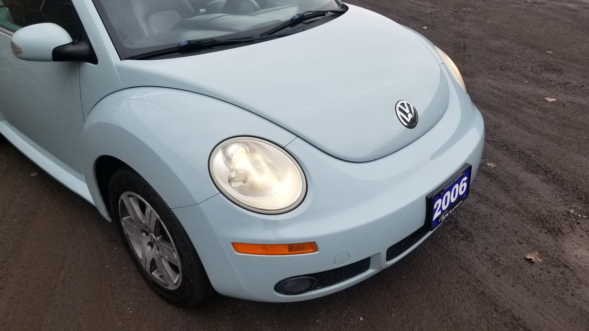2006VolkswagenBeetle Cabrio