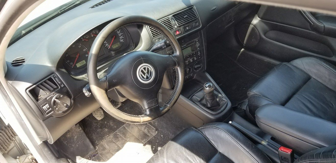 2003VolkswagenGolf GTI