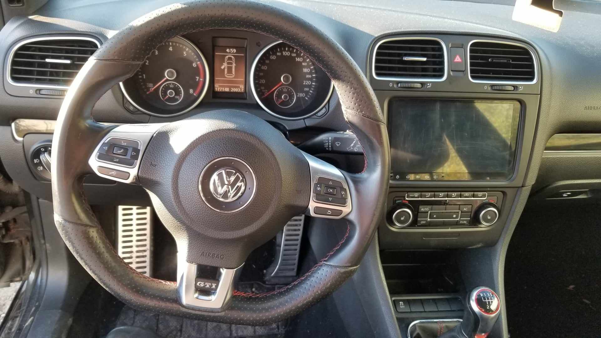 2011VolkswagenGTI