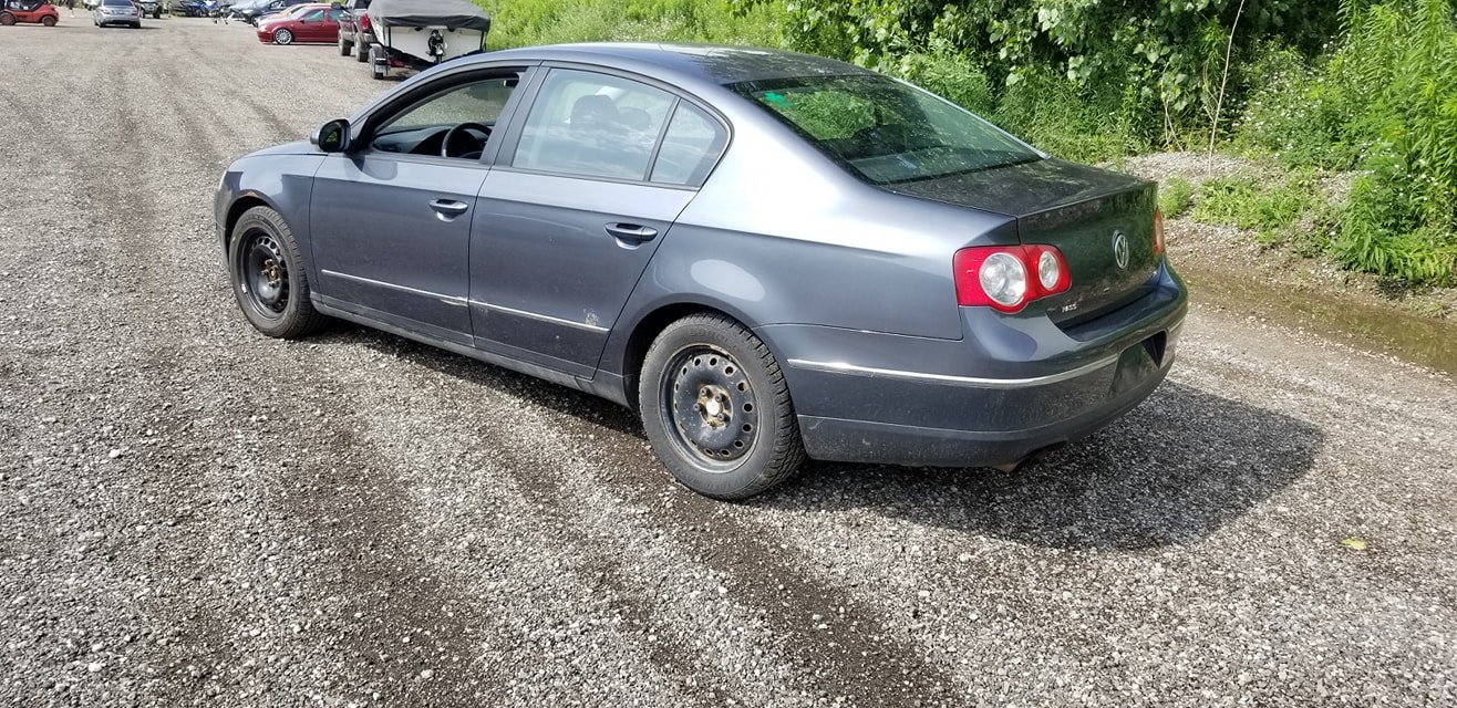 2010VolkswagenPassat