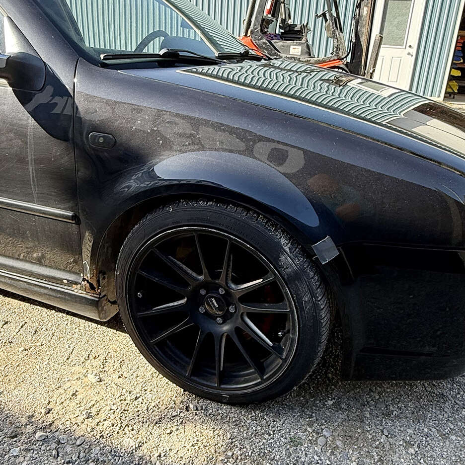 2003VolkswagenGolf GTI