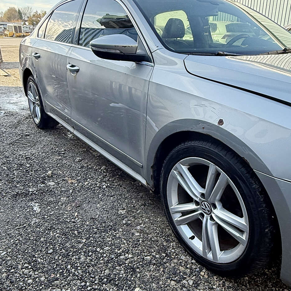 2012VolkswagenPassat