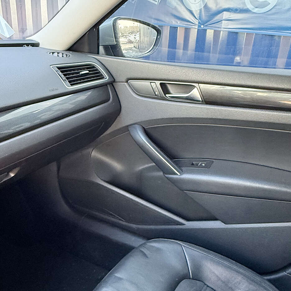 2012VolkswagenPassat