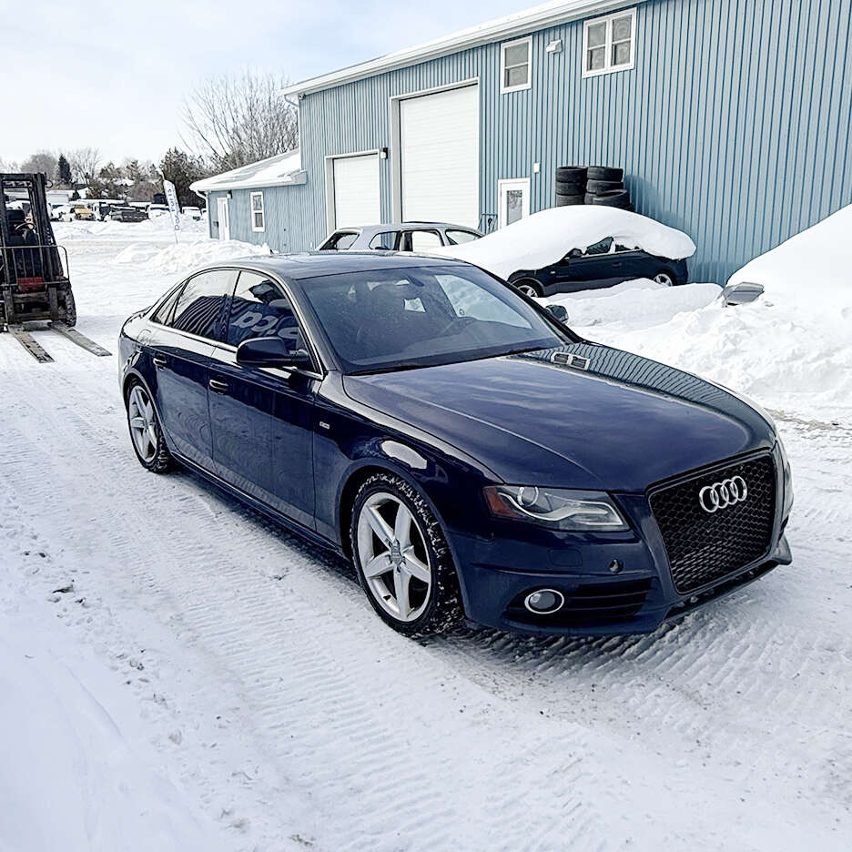 2011AudiA4 Quattro