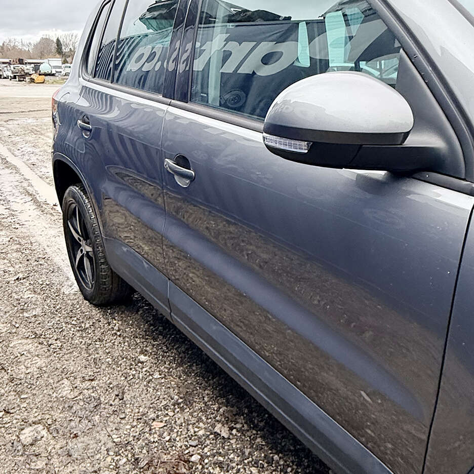 2011VolkswagenTiguan