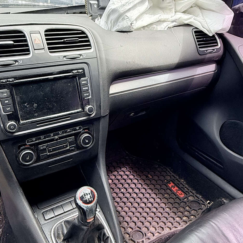 2013VolkswagenGTI